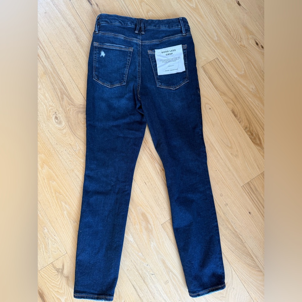 Good American High Rise Crop Blue Jeans, Size 6-12, NWT! - Picture 2 of 9
